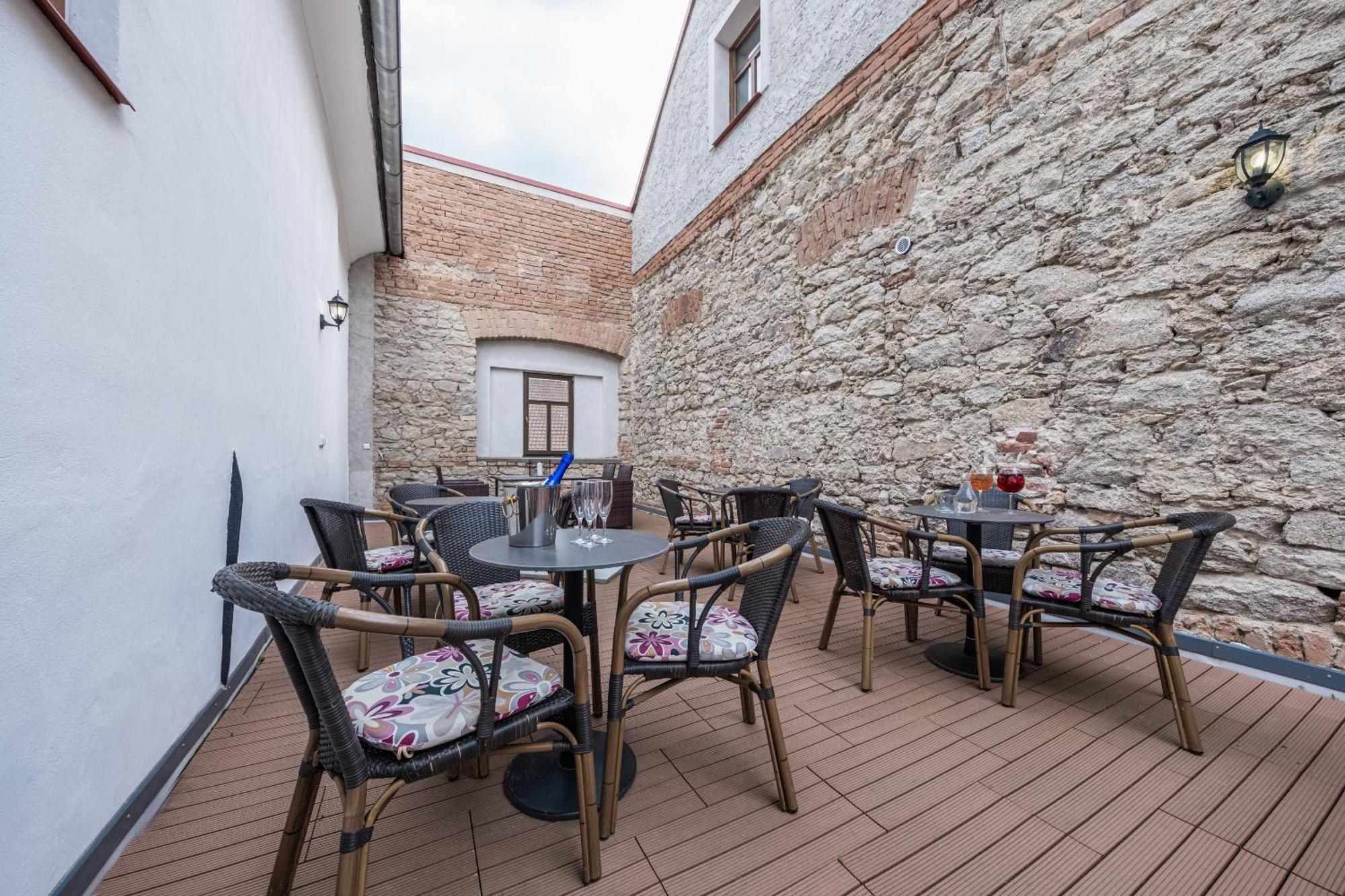 Mnich Guest house 3*